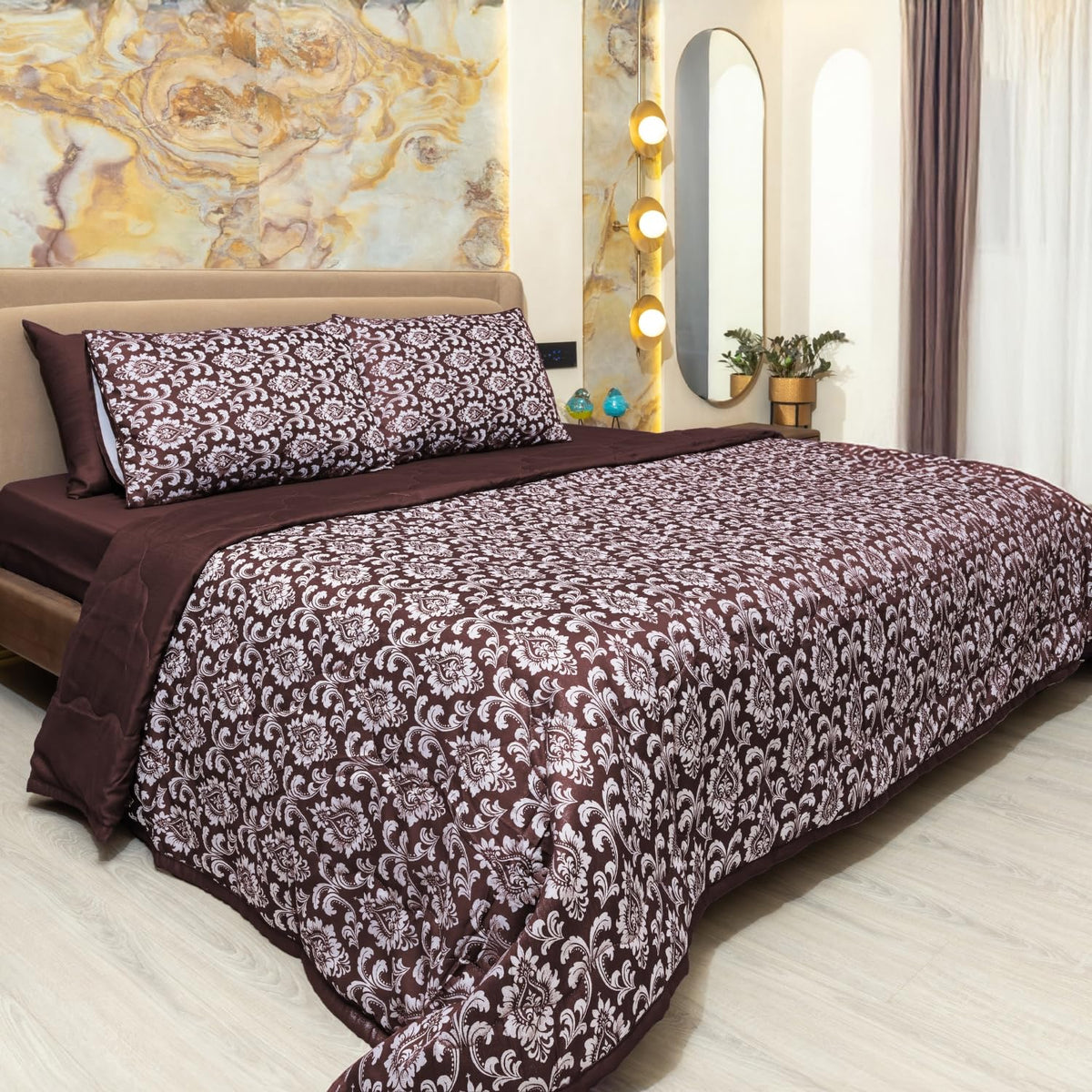 600 TC Jacquard Luxury Bedding Set with Quilted Comforter, Bedsheet & 4 Pillow Covers | Ultra Soft, Breathable, All-Season | Hotel Style Bedding (Victorian Damask)