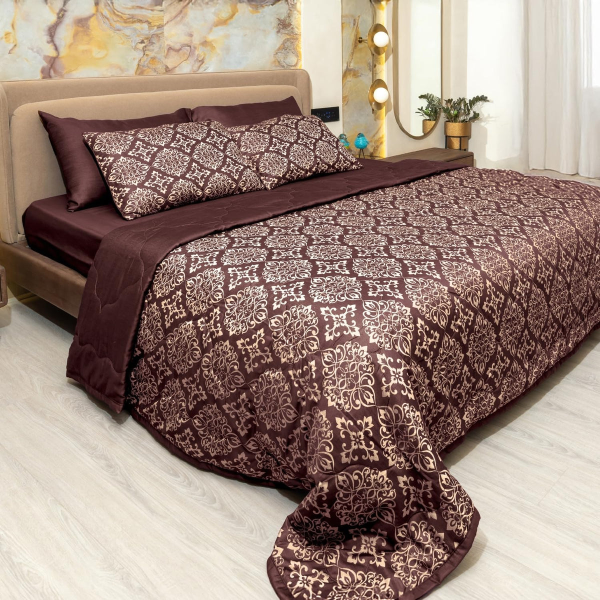 600 TC Jacquard Luxury Bedding Set with Quilted Comforter, Bedsheet & 4 Pillow Covers | Ultra Soft, All-Season | Premium Bedding (Vintage Ornamental)
